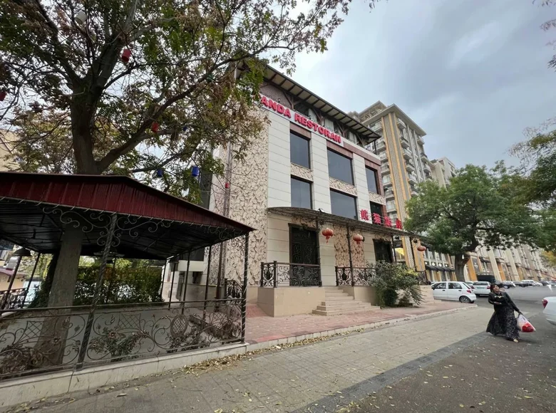 Коммерческое помещение 1 200 м² в Ташкенте, Узбекистан