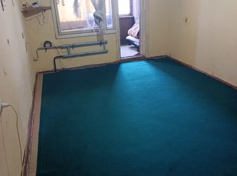 Chilonzor 7 kvartal da novostroykada 2 xonali uyning bitta xonasiga 4 ta qiz qoyiladi. 