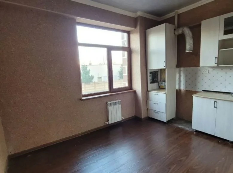 Kvartira 3 xonalar 70 m² Toshkentda