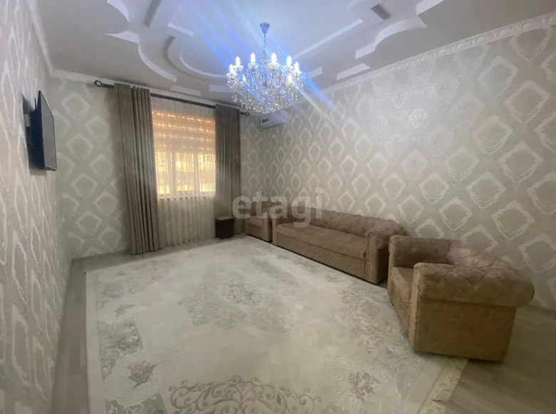 Kvartira 2 xonalar 71 m² Samarqandda