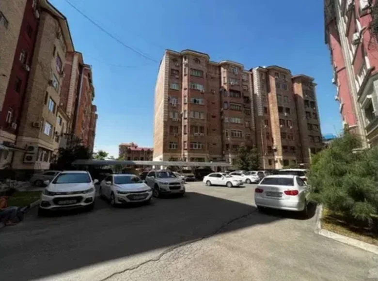 Kvartira 3 xonalar 159 m² Toshkentda