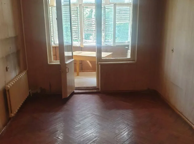 Kvartira 3 xonalar 70 m² Toshkentda