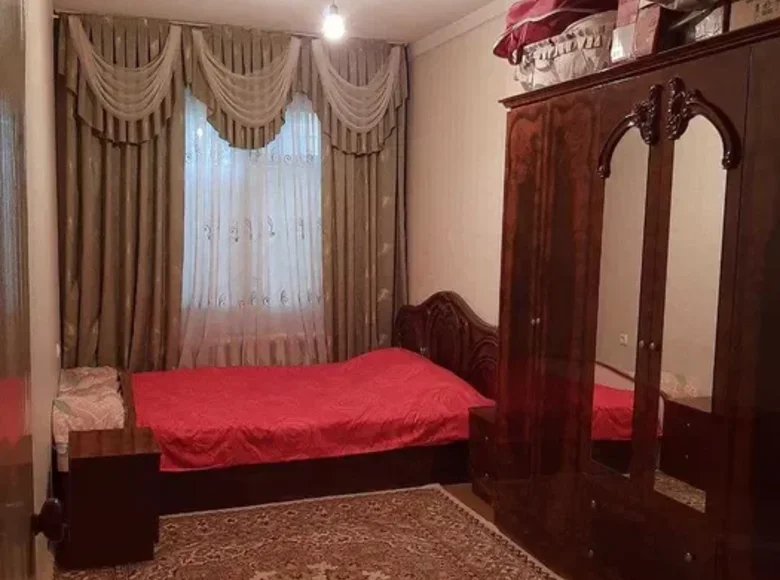 Квартира 2 комнаты  Ташкент, Узбекистан