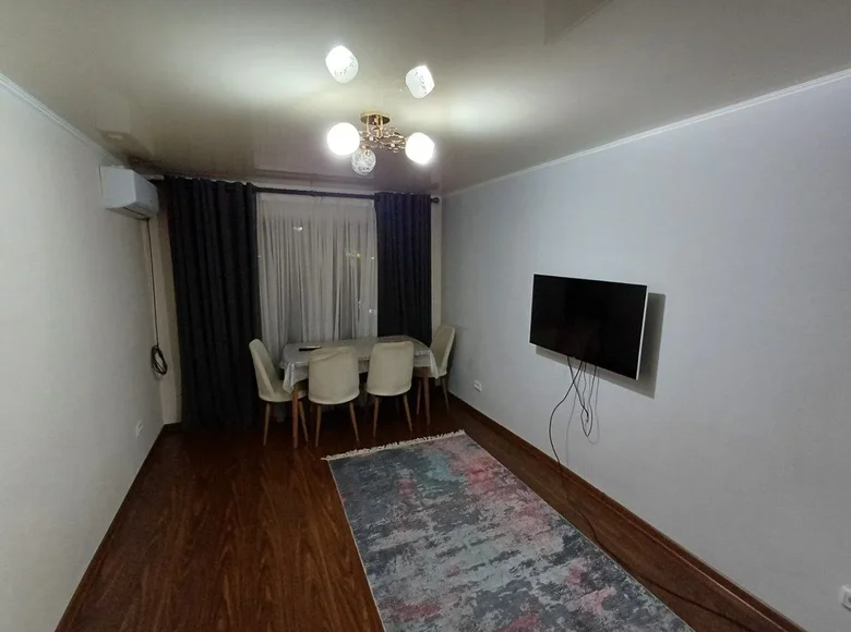 Kvartira 3 xonalar 28 m² in Konimex tumani