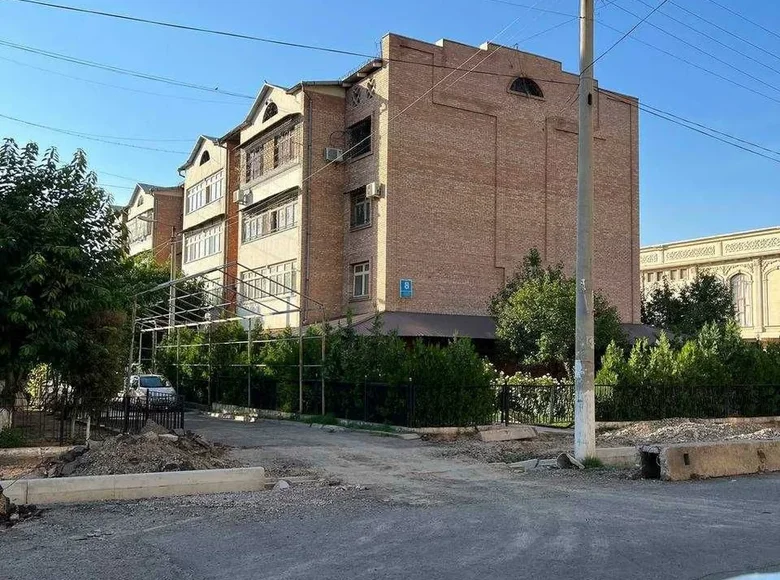 Kvartira 4 xonalar 169 m² Toshkentda