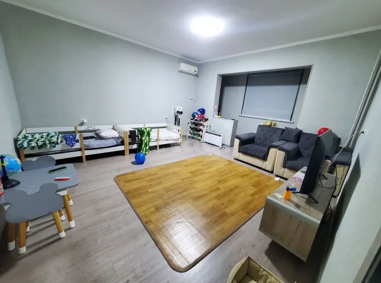 Kvartira 57 m² Toshkentda