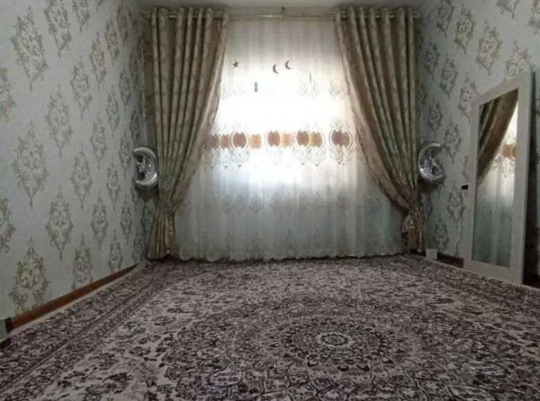 Kvartira 1 xona 38 m² Toshkentda