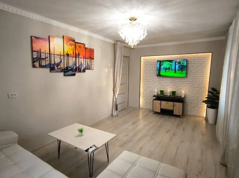 Квартира 1 комната 38 м² Ташкент, Узбекистан