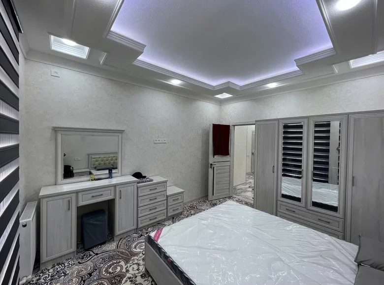 Квартира 2 комнаты 83 м² в Ташкенте, Узбекистан