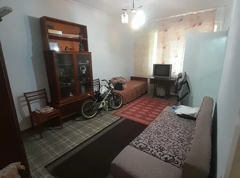 Kvartira 1 xona 28 m² in Uchquduq tumani