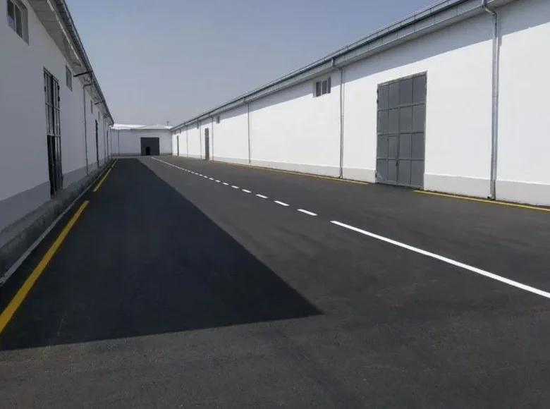 Аренда склада 11 500 м² (полезная площадь 7 000 м²)  