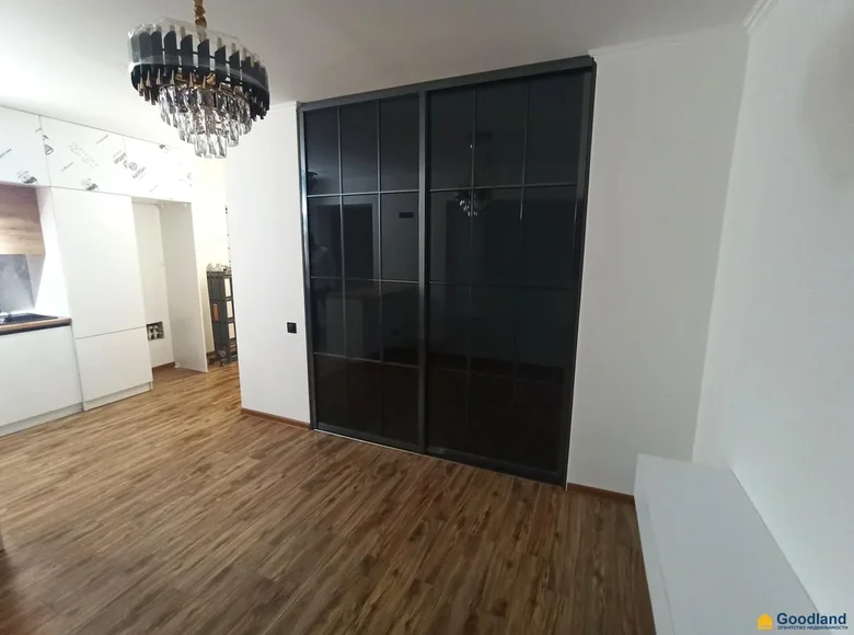 Kvartira 3 xonalar 70 m² Toshkentda