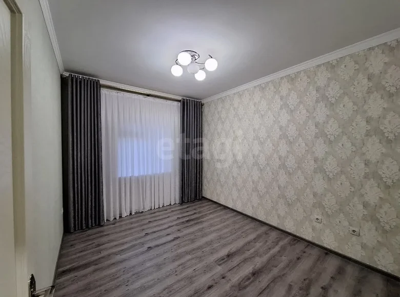 Kvartira 77 m² in Toshkent tumani