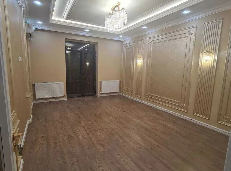 Kvartira 3 xonalar 83 m² Toshkentda