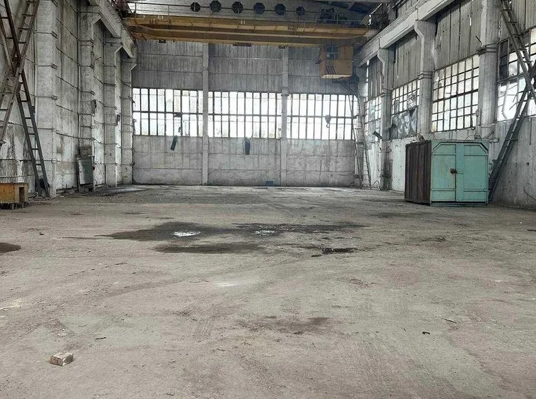 Tijorat 2 500 m² Toshkentda, Oʻzbekiston