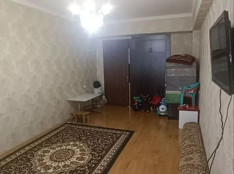 Kvartira 3 xonalar 73 m² Toshkentda