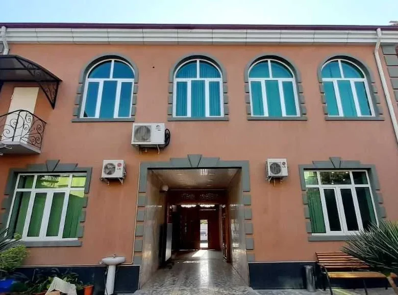 Дом 7 комнат 520 м² в Ташкенте, Узбекистан