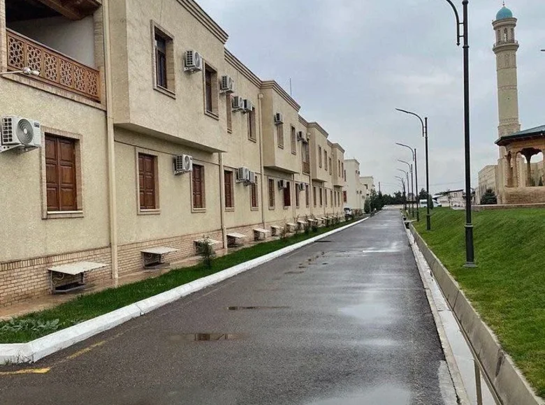 Дом 7 комнат 5 м² в Ташкенте, Узбекистан