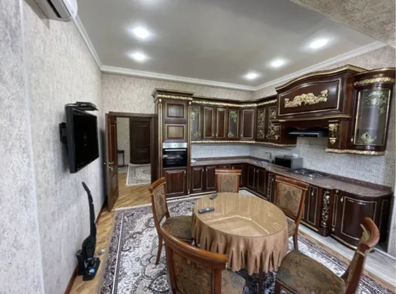 Квартира 3 комнаты 155 м² в Ташкенте, Узбекистан