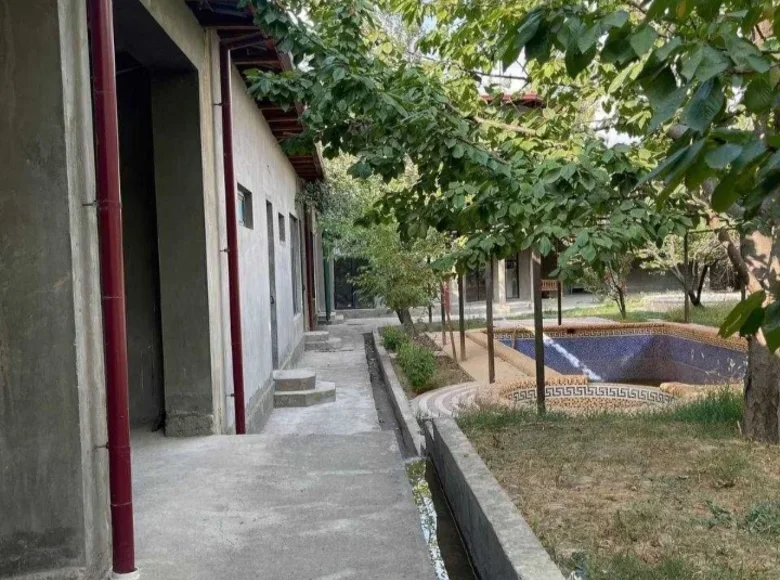 Uy 5 xonalar 150 m² in Parkent district