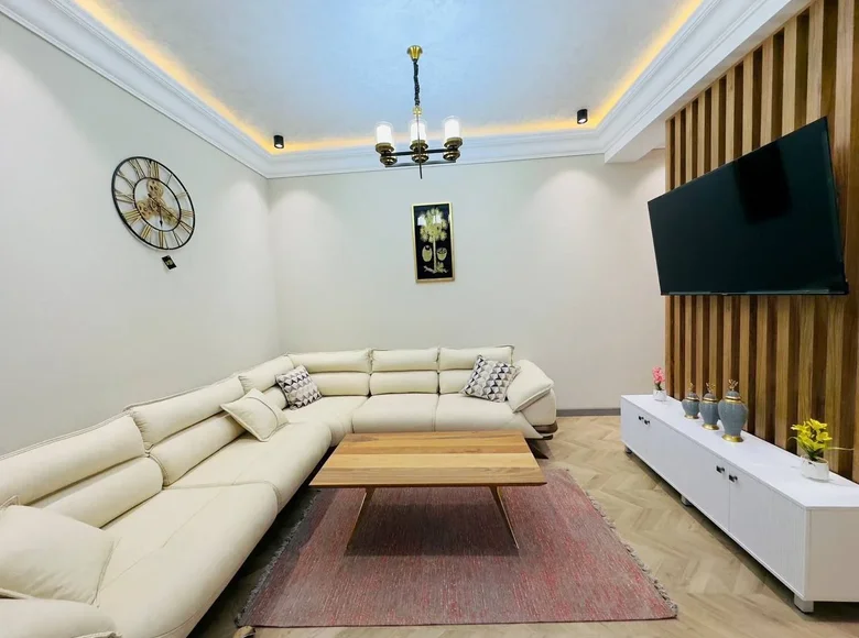 Kvartira 3 xonalar 70 m² Toshkentda, Oʻzbekiston