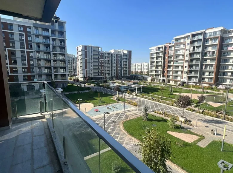 Kvartira 3 xonalar 140 m² Toshkentda