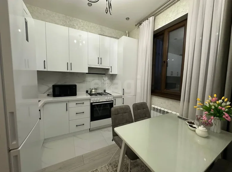 Kvartira 60 m² Toshkentda