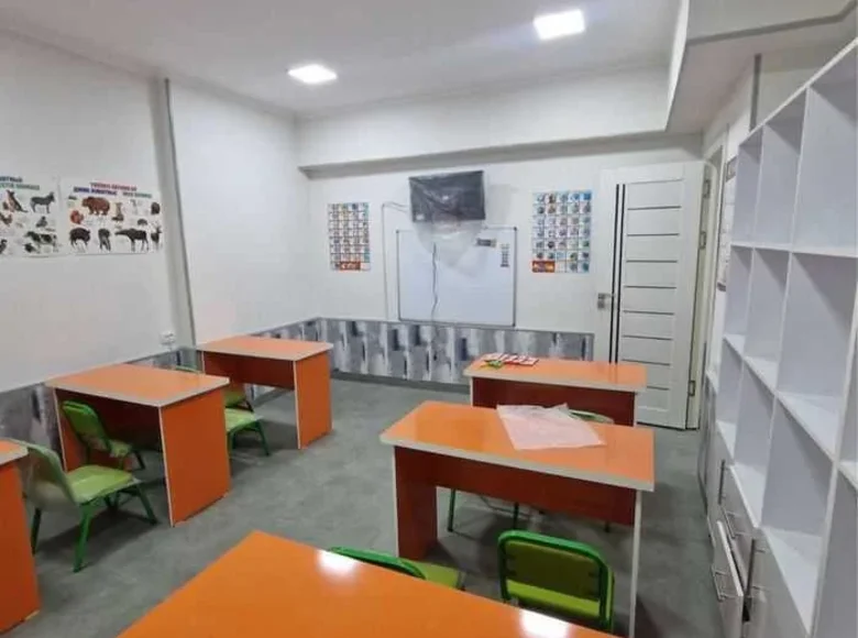 Tijorat 130 m² Toshkentda, Oʻzbekiston