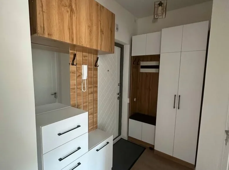 Kvartira 1 xona 27 m² Toshkentda