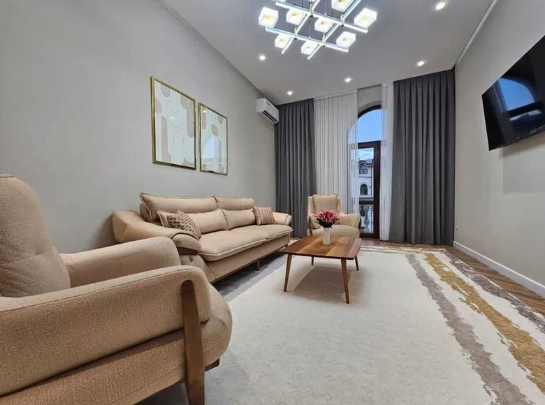Квартира 4 комнаты 98 м² в Ташкенте, Узбекистан