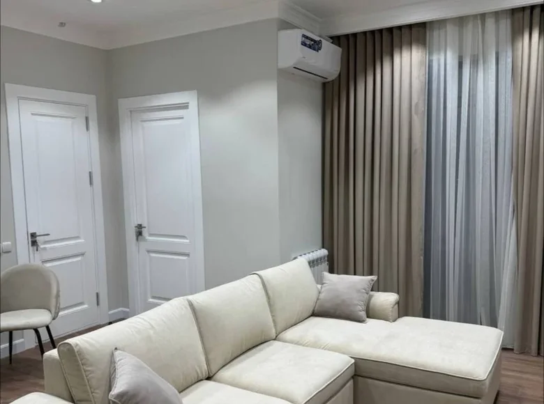 Kvartira 2 xonalar 50 m² in Konimex tumani