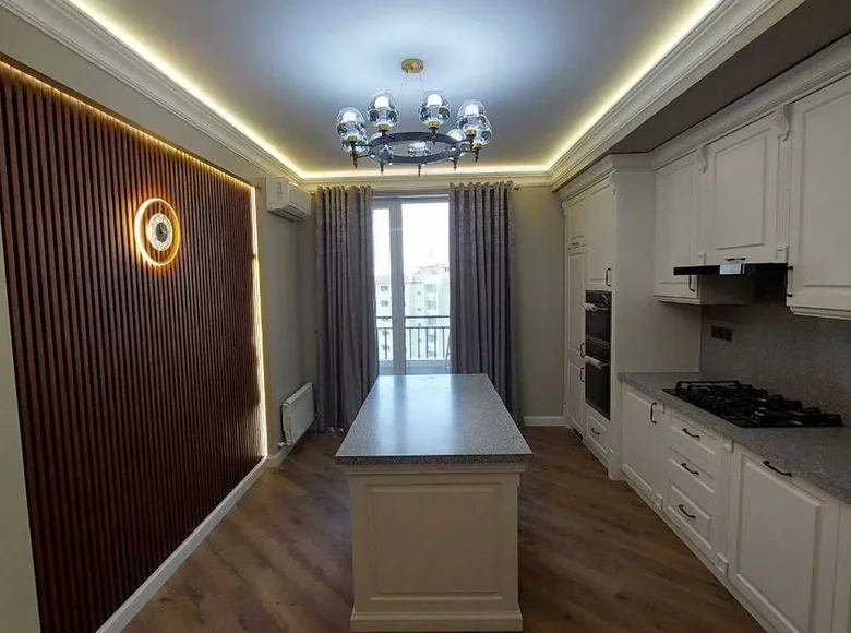 Kvartira 3 xonalar 95 m² Toshkentda