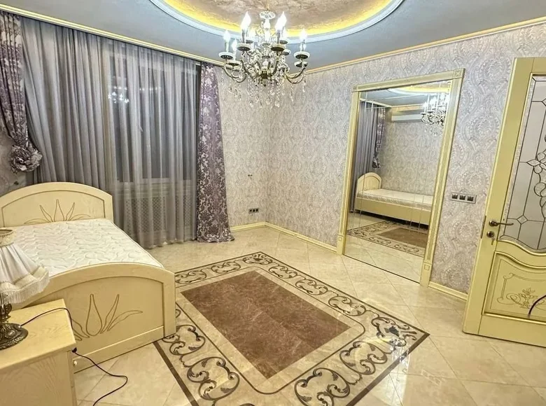 Kvartira 3 xonalar 132 m² Toshkentda