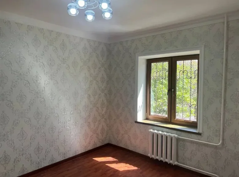 Kvartira 3 xonalar 73 m² Toshkentda