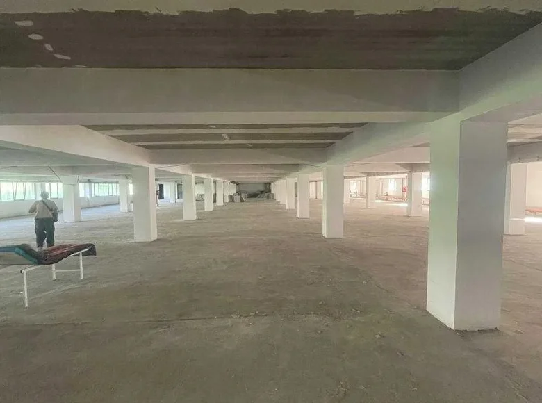 Коммерческое помещение 1 900 м² в Ташкенте, Узбекистан