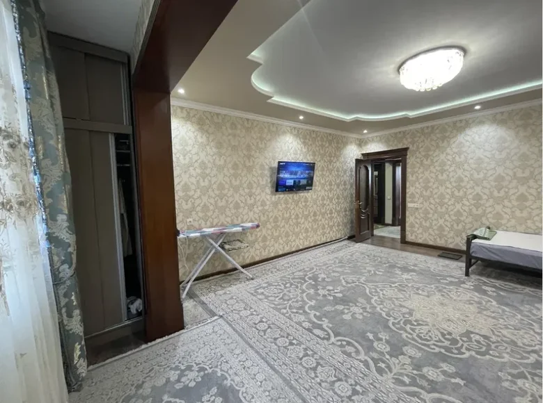 Kvartira 3 xonalar 75 m² Toshkentda
