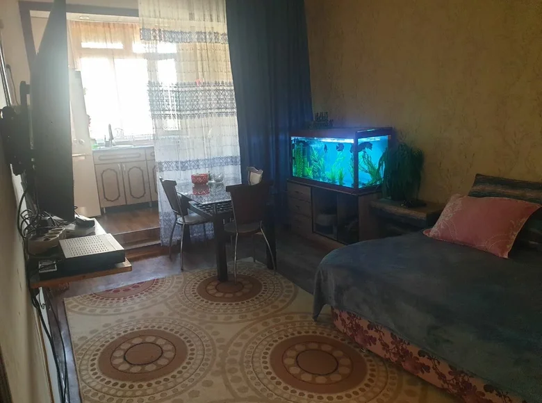 Kvartira 3 xonalar 52 m² Toshkentda