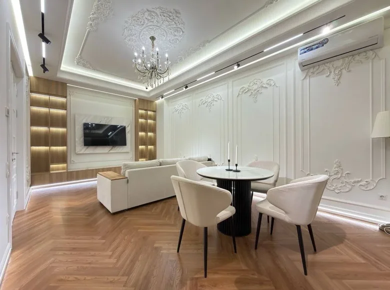 Kvartira 3 xonalar 97 m² Toshkentda