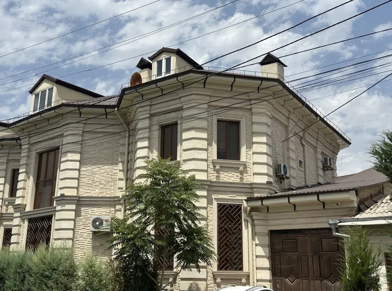 Дом 7 комнат 231 м² в Ташкенте, Узбекистан