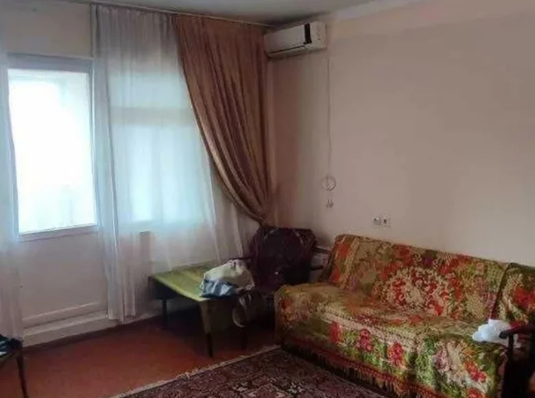 Kvartira 3 xonalar 77 m² Toshkentda