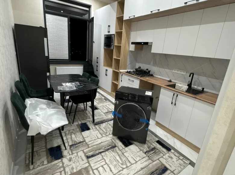 Квартира 4 комнаты 105 м² в Чирчике, Узбекистан
