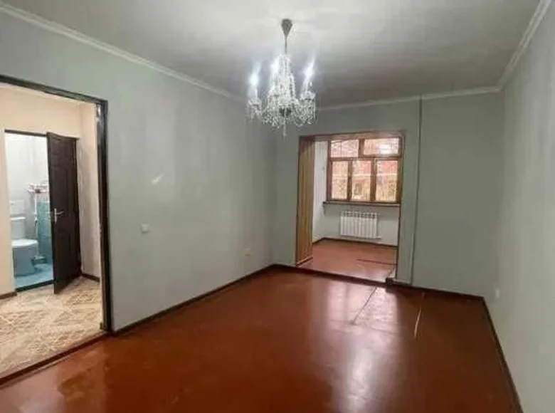 Kvartira 3 xonalar 68 m² Beshkurganda