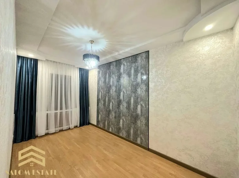 Квартира 2 комнаты 77 м² Ташкент, Узбекистан