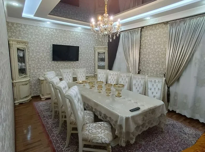 Kvartira 6 xonalar 230 m² Toshkentda