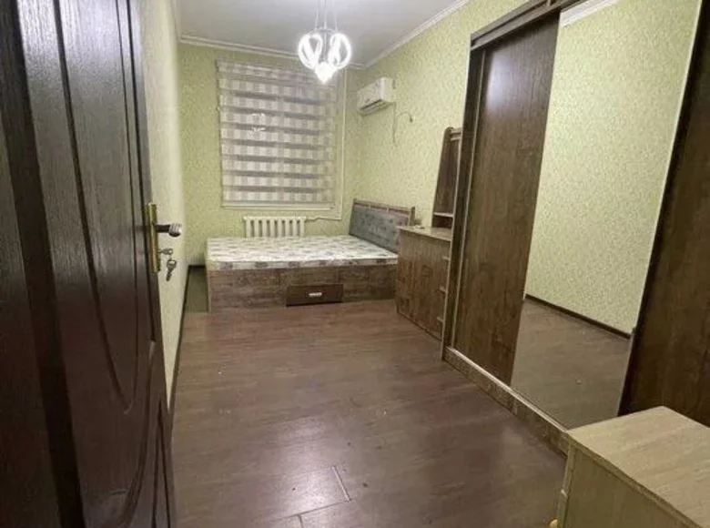Kvartira 2 xonalar  in Tomdi tumani