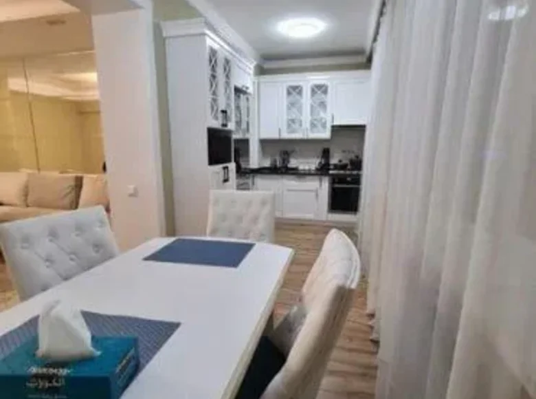 Kvartira 3 xonalar 70 m² Toshkentda