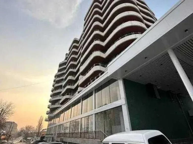 Kvartira 3 xonalar 103 m² Toshkentda