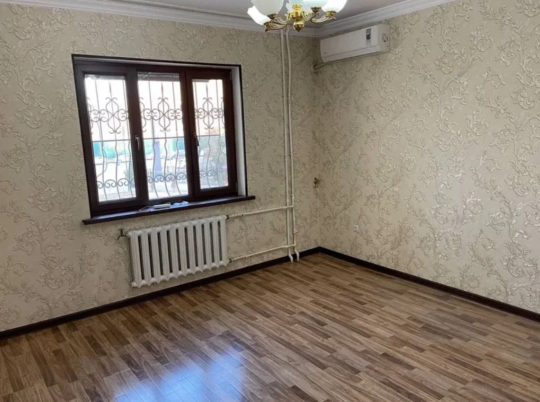 Kvartira 4 xonalar 110 m² Toshkentda
