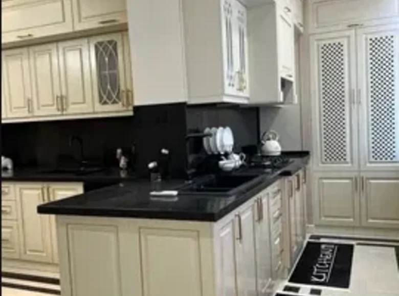 Квартира 3 комнаты 175 м² Ташкент, Узбекистан