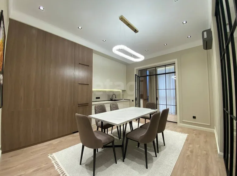 Kvartira 95 m² Toshkentda